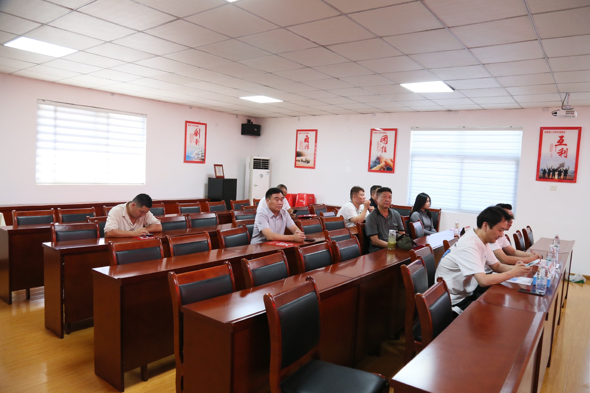 1728522072119714.jpg IMG_5777.jpg